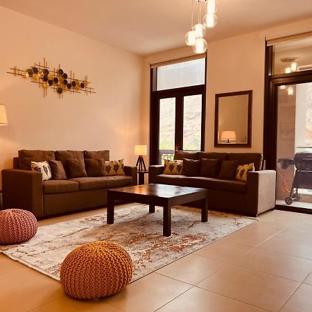 One 2Bhk Elegant Apartment In Muscat Bay 03 Luaran gambar