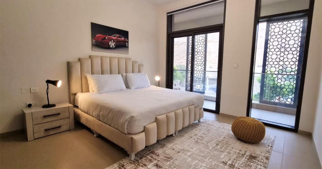 One 2Bhk Elegant Apartment In Muscat Bay 03 Luaran gambar