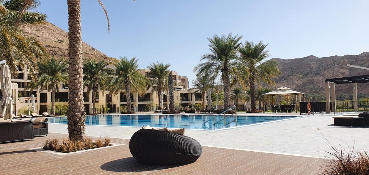 One 2Bhk Elegant Apartment In Muscat Bay 03 Luaran gambar